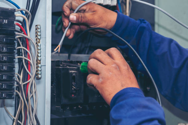 Best Circuit Breaker Repair  in Kensett, AR